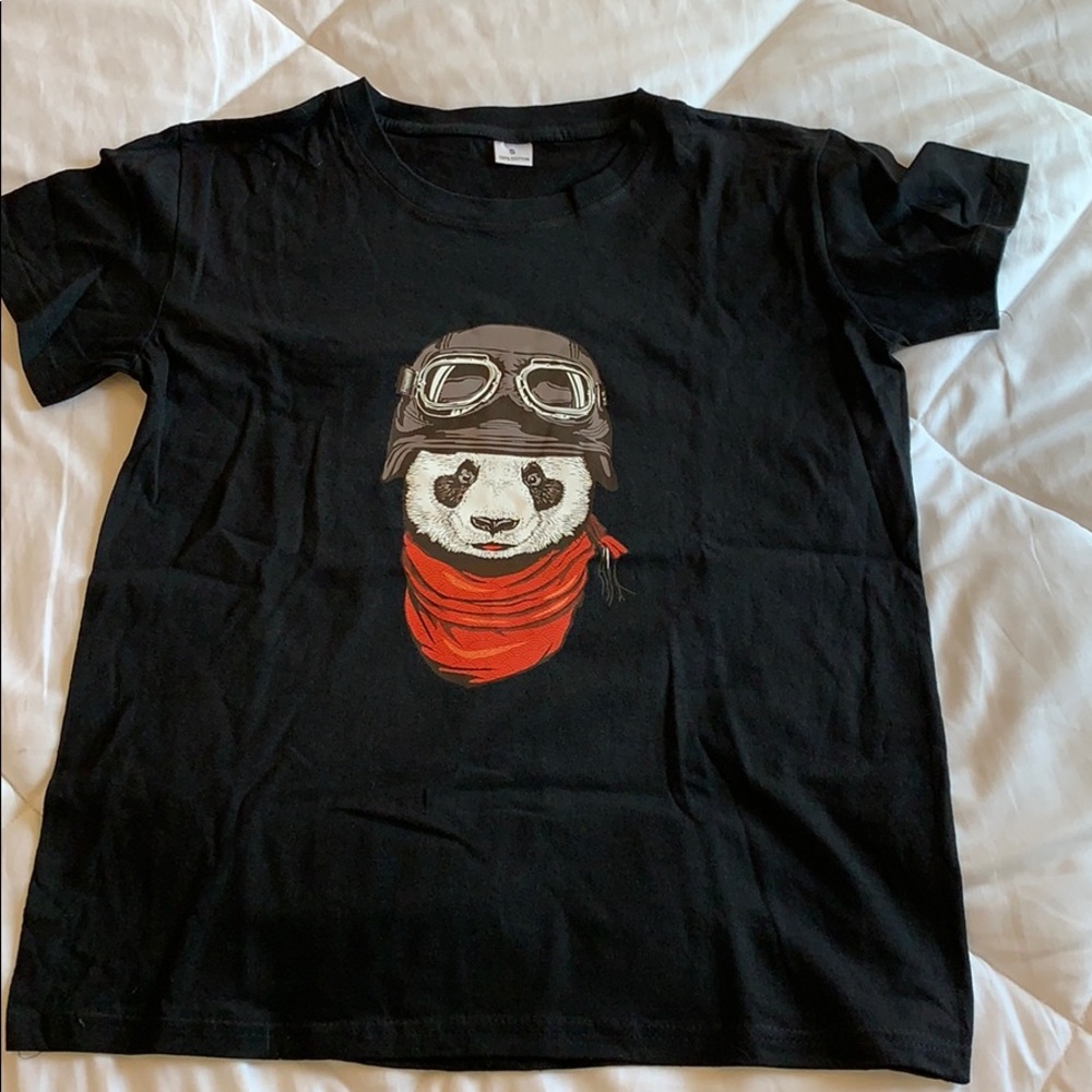 Fun graphic panda tee
